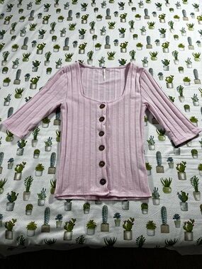 Free People Juniors Shirt size Medium Pink Button Up